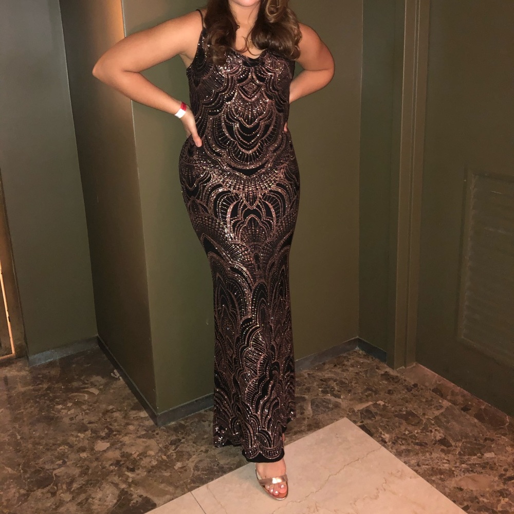 Sparkly Prom/formal Long Dress Fit and flare Cowl